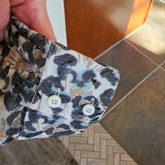 EUC- BCBGeneration - romper . Size S. Black, cream, taupe and light blue pattern - Picture 5 of 8